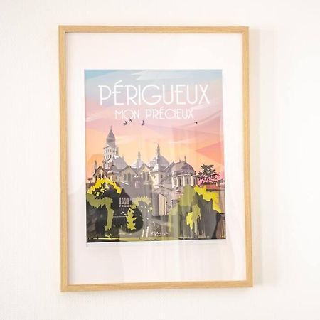 Famille Au Coeur De Perigueuxアパートメント エクステリア 写真